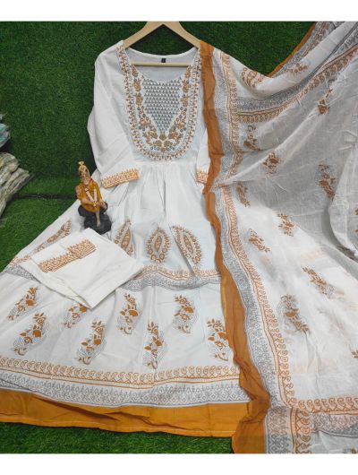 White Embroidered Kurti, Pant and Dupatta Set of 3