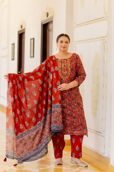 Plus Size Red Traditional Print Readymade Salwar Suit 