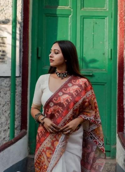 White Maroon Digital Print Linen Saree