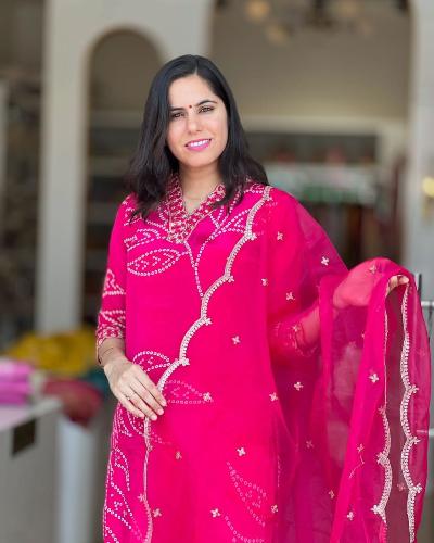 Ethnic Bandhej Salwar Suit With Organza Dupatta