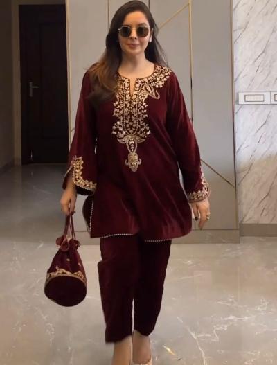 Maroon Heavy Embroidered Velvet Full Sleeves Kurti Pant Set