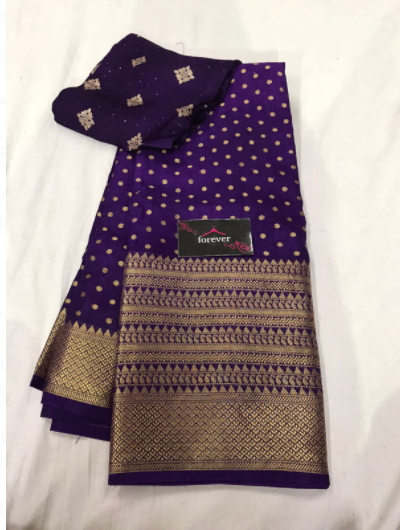 BONYHUB - BUY ONLINE PRICE : £29.99 Link to Buy -https://bonyhub.co.uk/products/dola-silk-kanchi-weave-designer-sari New customers discount : FLAT15 ( 15% OFF ) SIZES : M to 5XL ( UK 8 TO UK 20) Fast Delivery 5-9 Business Days Easy returns . . . . .. #bonyhub #indianwear  #indianwedding #indiansuits #indiandresses #saree #sarees #sari #saris #predrapedsaree #prestitchedsaree