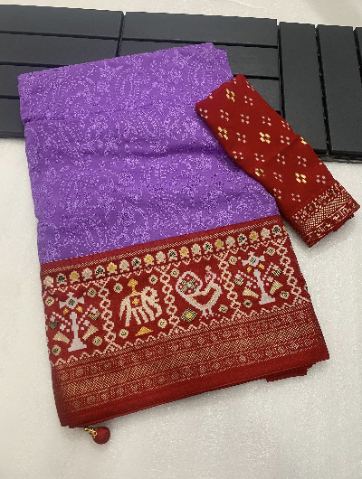 Lilac Patola Lucknowi Georgette Red Border saree