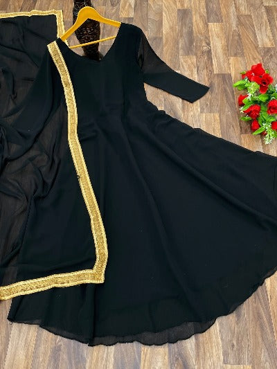 Black anarkali with golden dupatta hotsell