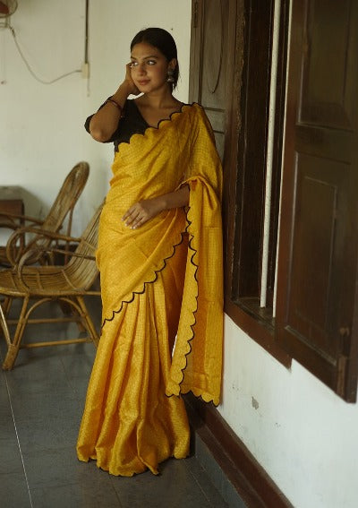 Yellow Arca Work Gadhwal Chex Saree With Readymade Stitched Blouse