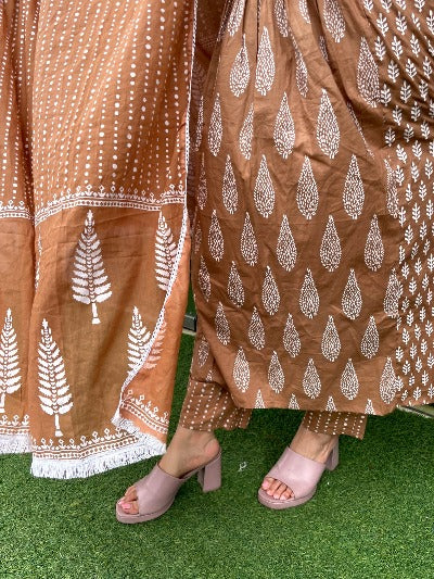Toffee Brown Cotton Pintex & Lace Work Anarkali Suit Set