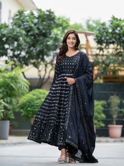 Black Kali Cut Pattern Anarkali Suit Set