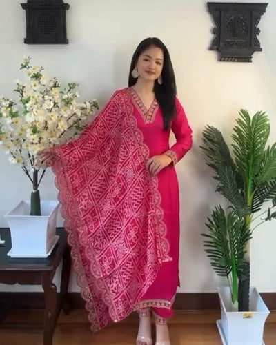 Pink Maska Silk V Neck Designer Salwar Suit Set