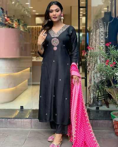 Black Heavy Modal Silk Salwar Suit With Pink Dupatta