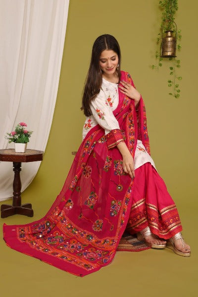 Cream Red Bandhani Kurti Skirt Dupatta Set
