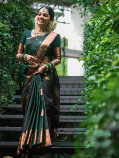 Green Handloom Moonga Silk Saree With Kashmiri Tilla Hand Embroidery –  WeaverStory
