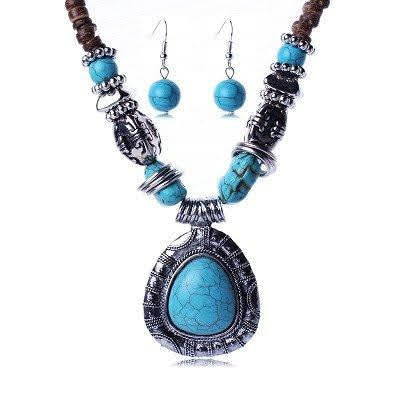 Turquoise Beaded Silver Pendant Necklace.jpg